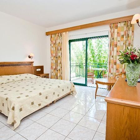 Vantaris Garden And Corner Paralia Kourna Εξωτερικό φωτογραφία