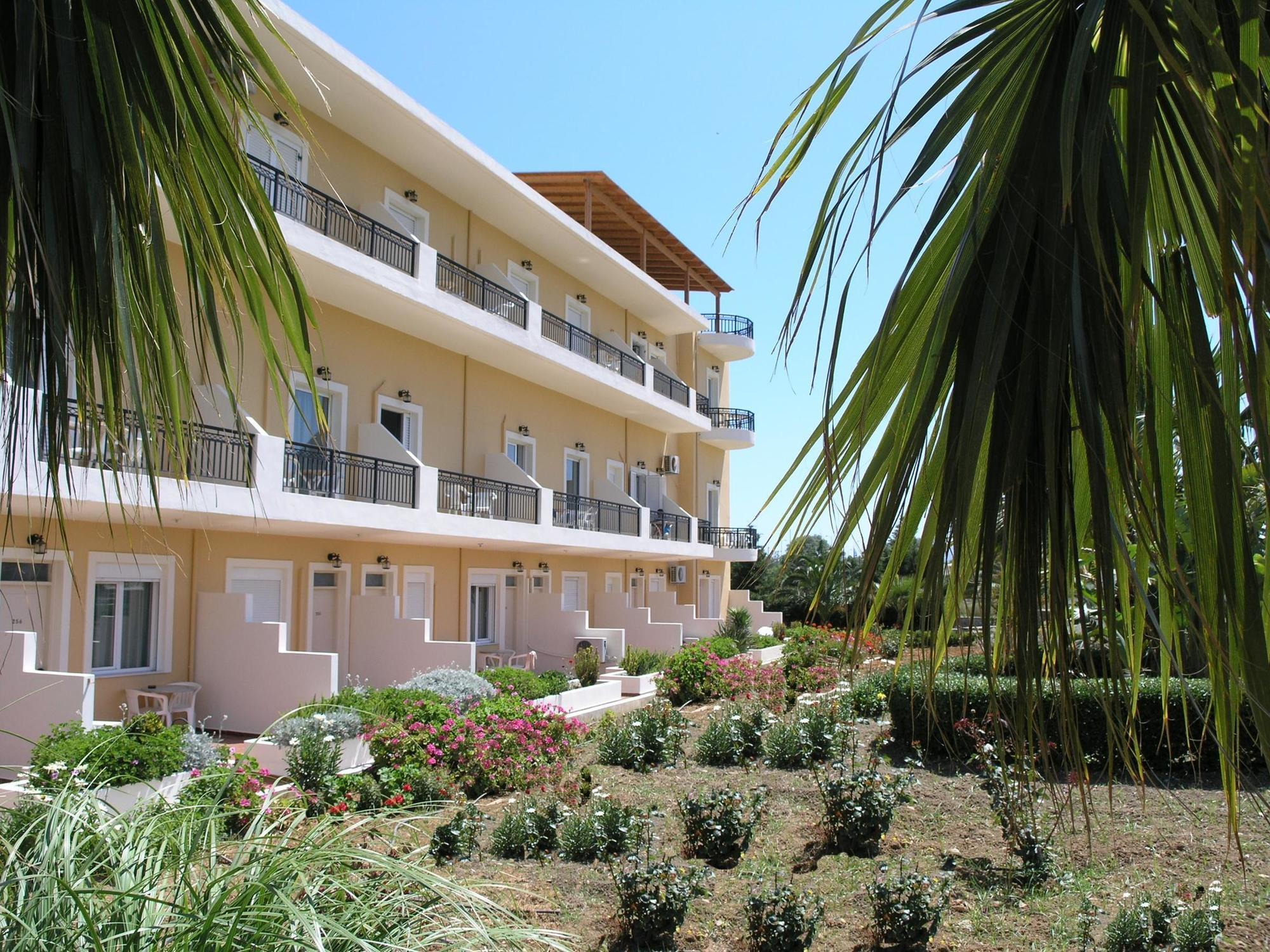 Vantaris Garden And Corner Paralia Kourna Εξωτερικό φωτογραφία